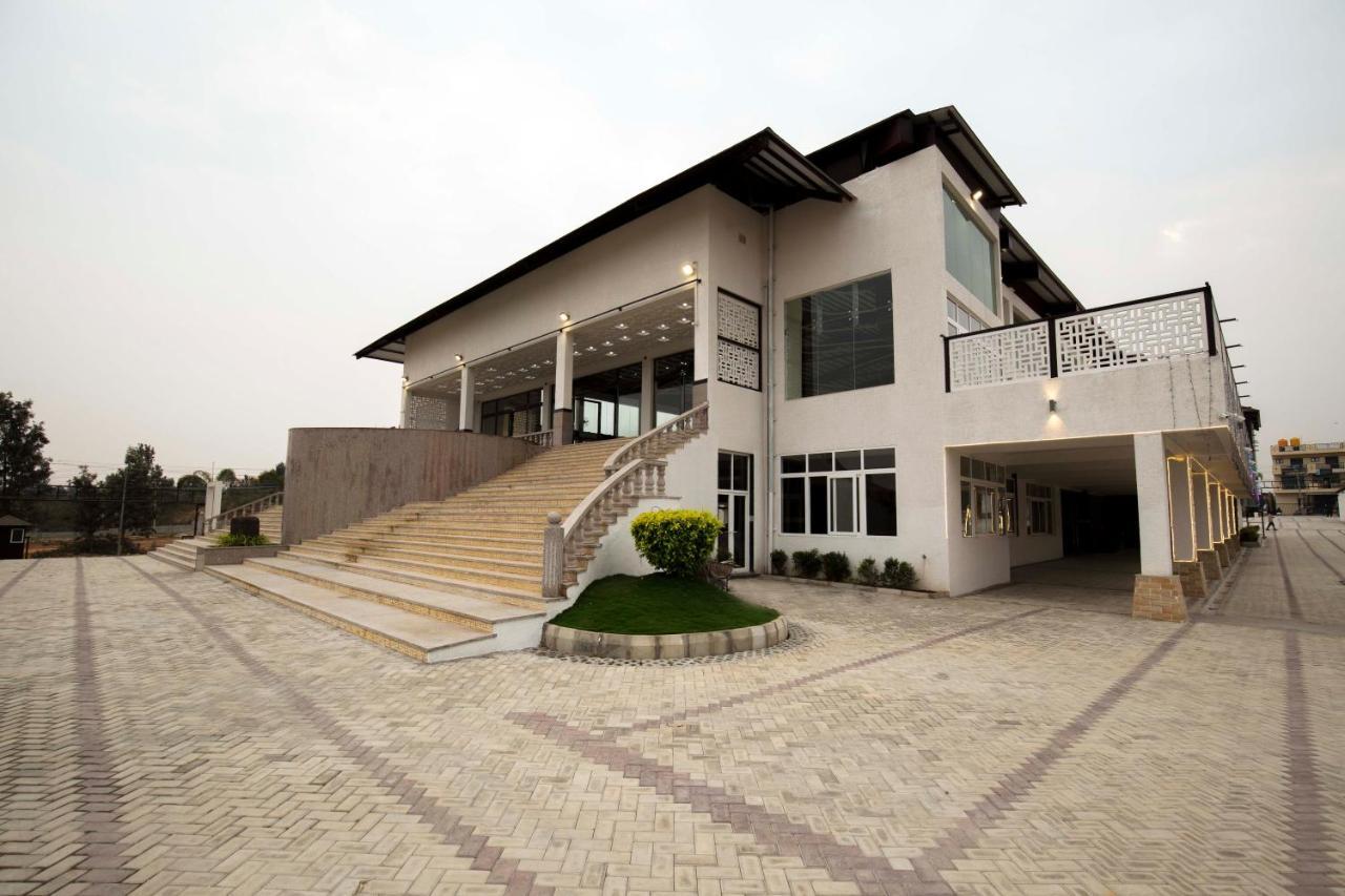 Jigani Vistar Pavithra Vivaha Convention Hall מראה חיצוני תמונה